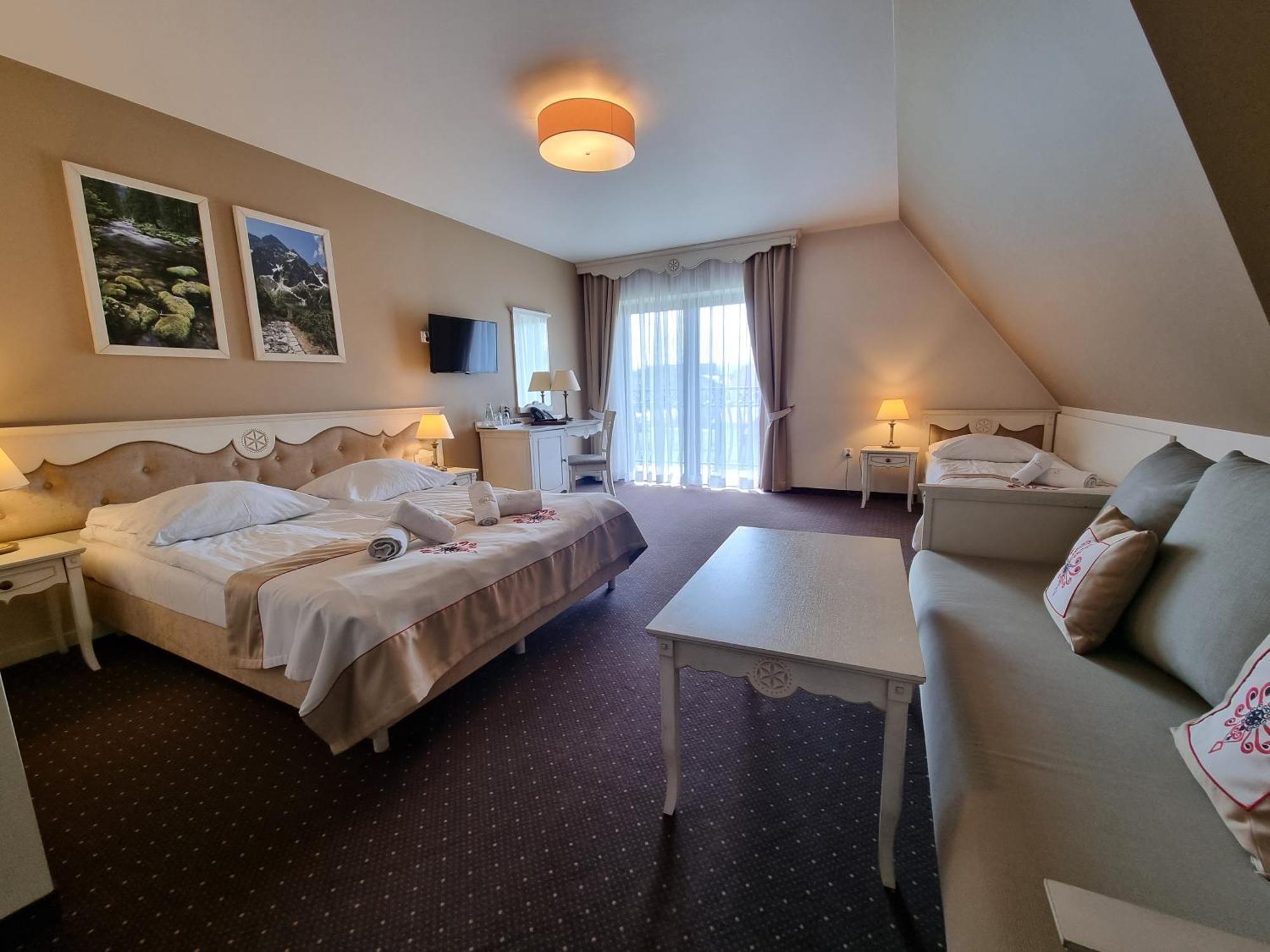 Carlina & Hotel 3*